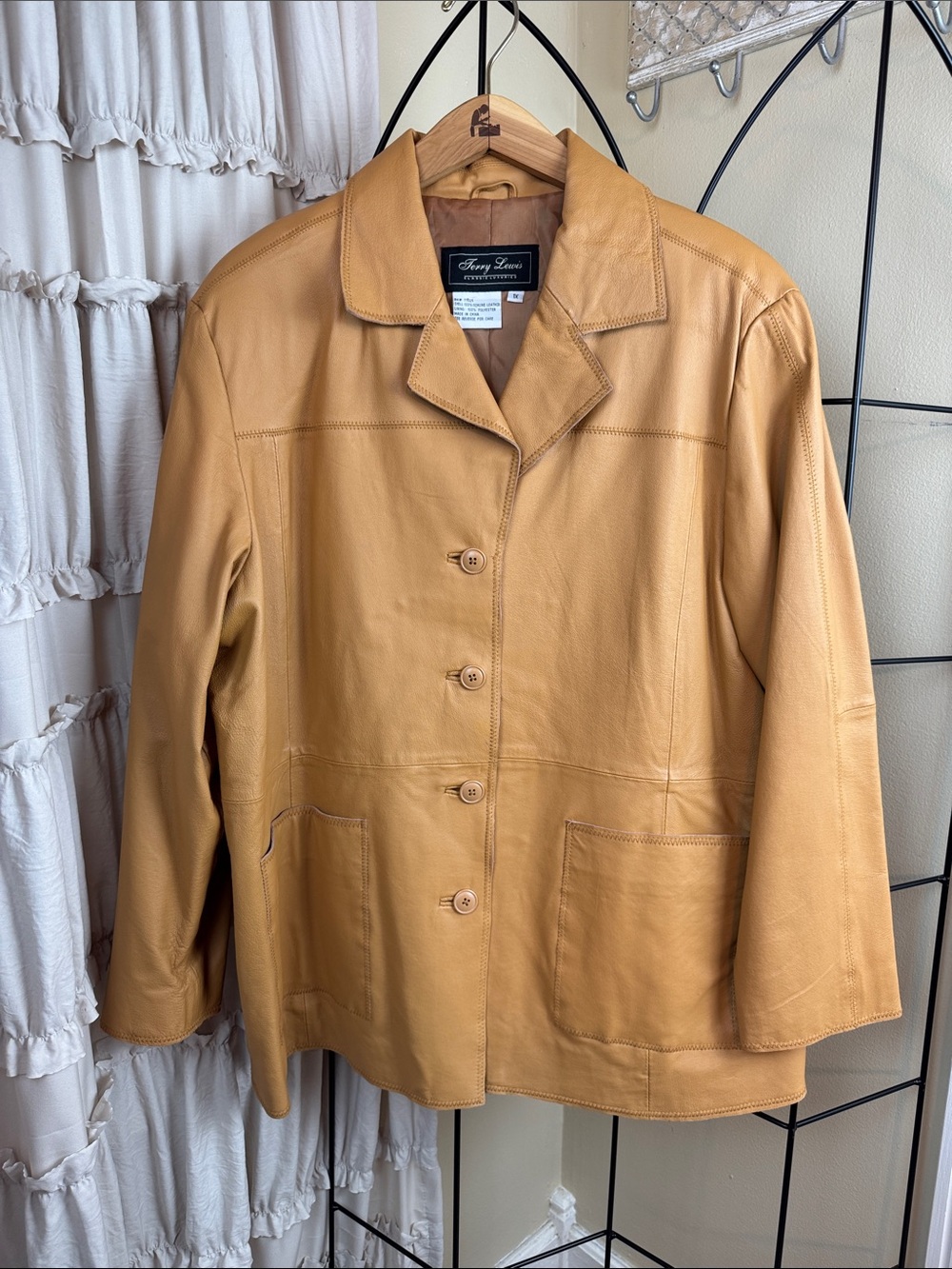 Terry Lewis Classic Luxuries Caramel Leather Button Jacket Size 1X Vintage